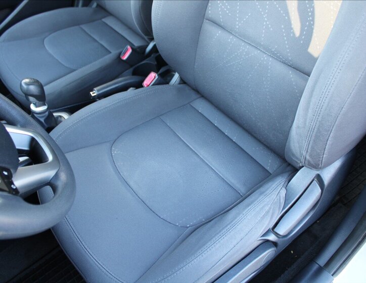 KIA Rio Hatchback 1,4 l 80 kw