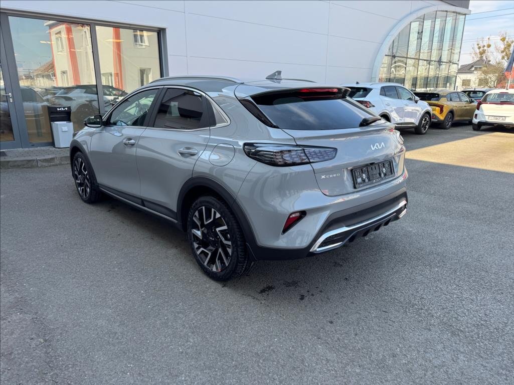KIA XCeed CUV / Crossover 1,6 l 110 kw