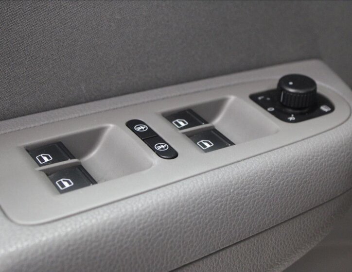 Seat Alhambra MPV 2,0 l 103 kw