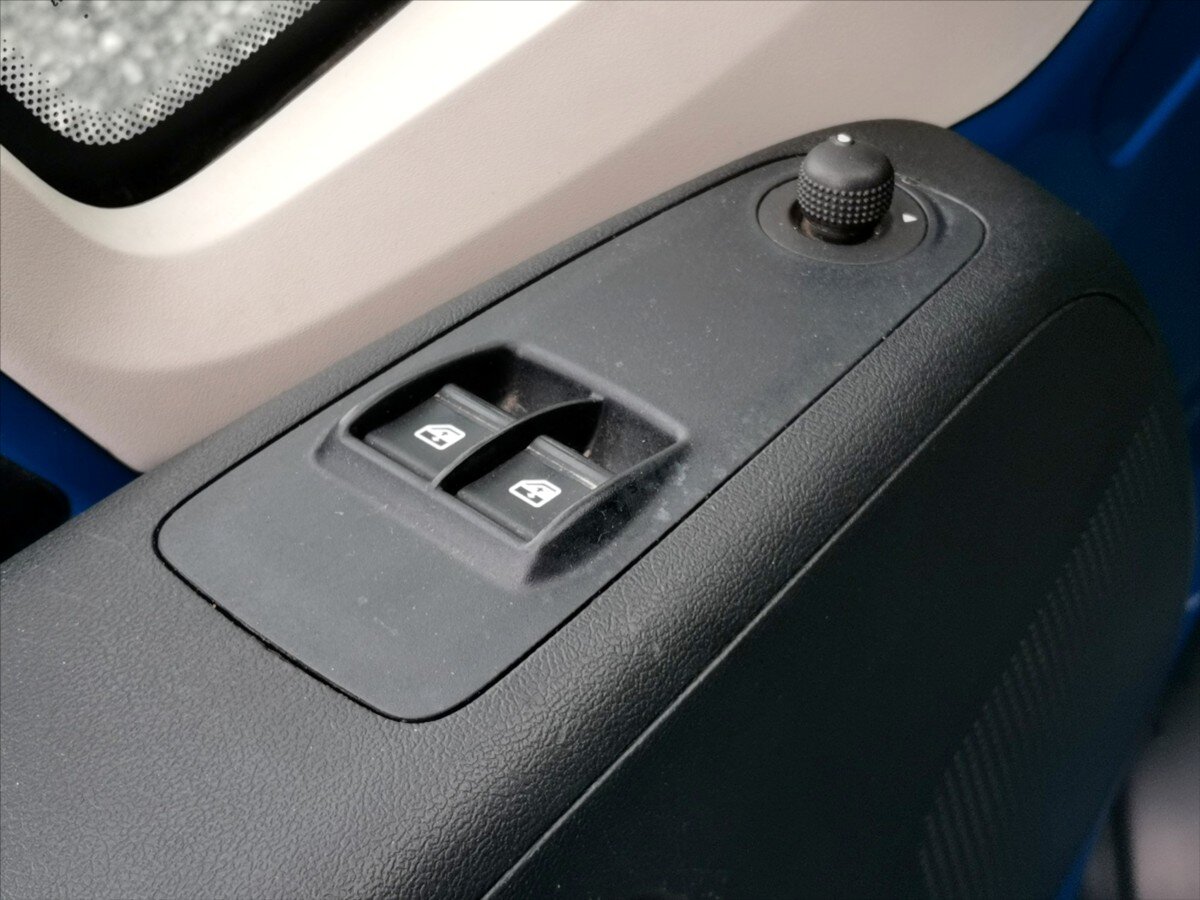 Peugeot Boxer Valník 2,2 l 121 kw