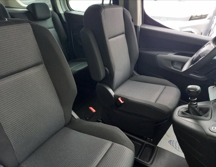 Toyota ProAce City Verso MPV 1,5 l 74 kw