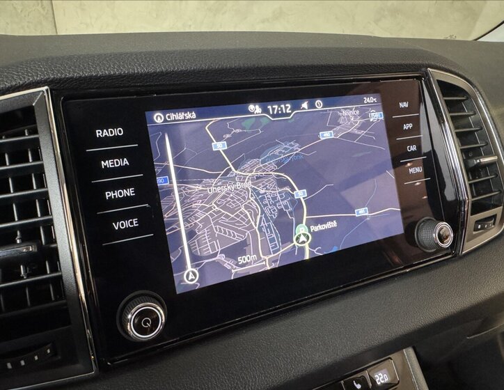 Škoda Karoq SUV / Terénní 1,5 l 110 kw