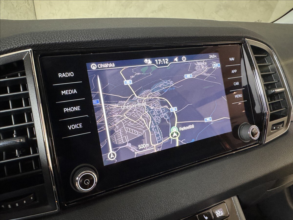 Škoda Karoq SUV / Terénní 1,5 l 110 kw