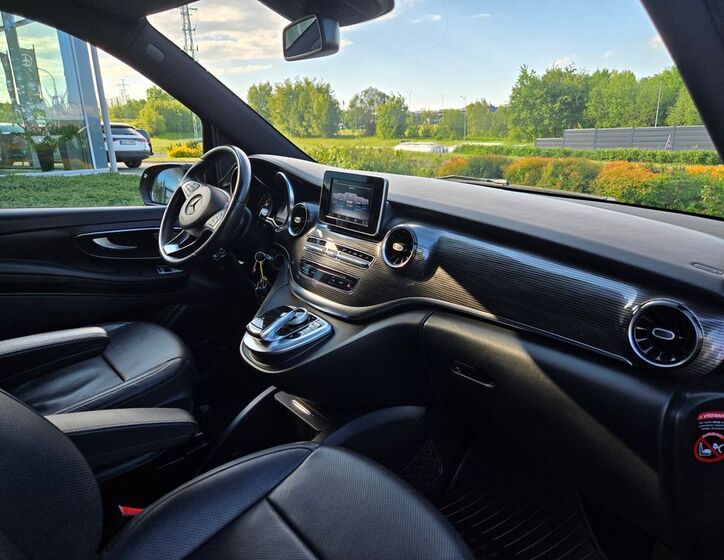 Mercedes-Benz Třídy V 16