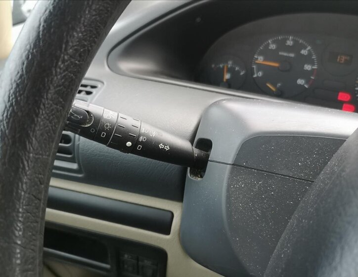 Peugeot 806 Kombi 2,1 l 80 kw