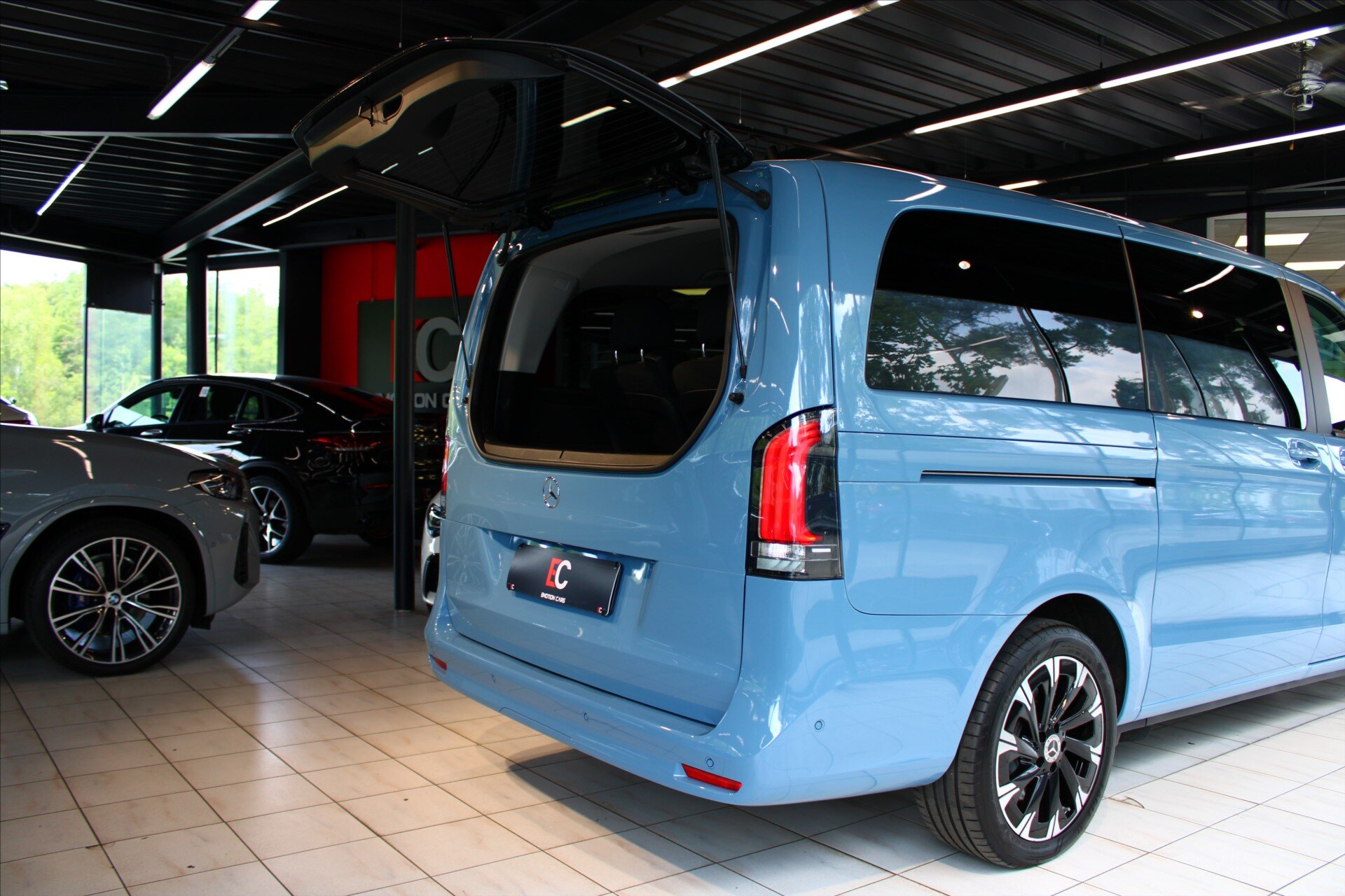 Mercedes-Benz Třídy V MPV 2,0 l 140 kw