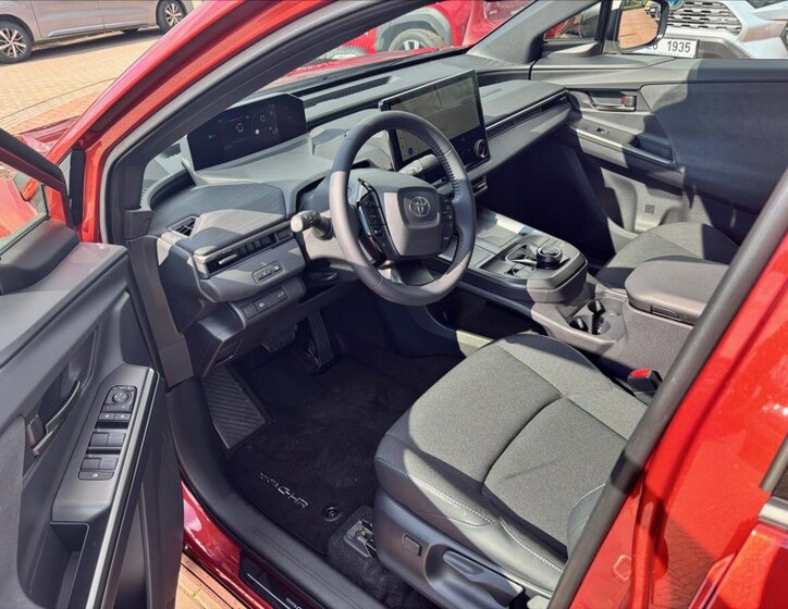 Toyota C-HR SUV / Terénní 0,0 165 kw