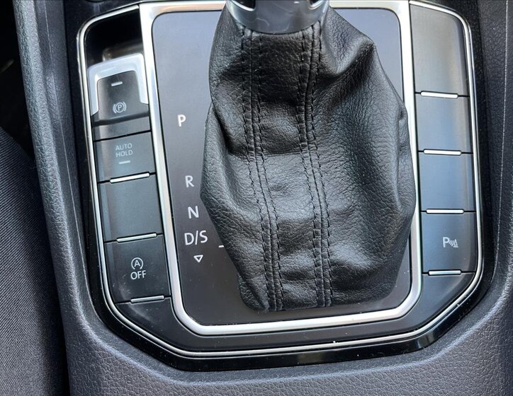 Volkswagen Golf Sportsvan Kombi 1,6 l 81 kw