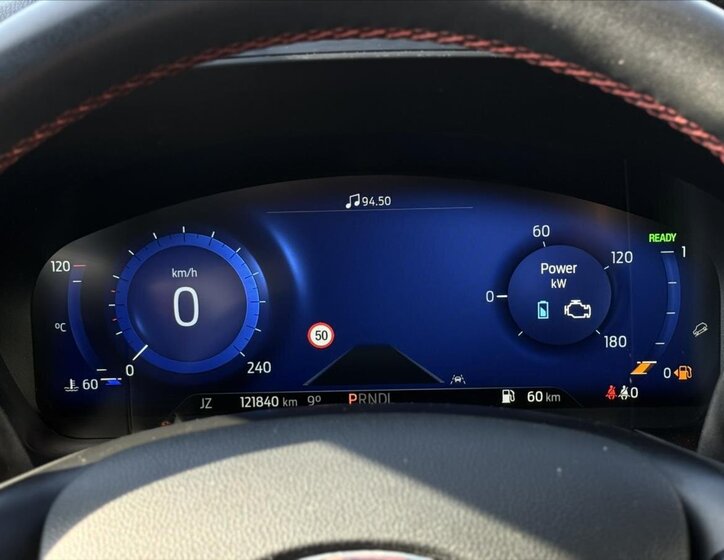 Ford Kuga SUV / Terénní 2,5 l 140 kw