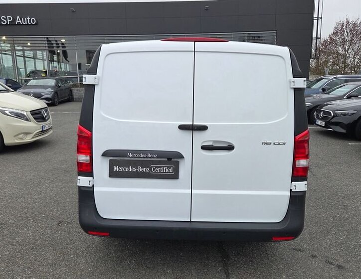 Mercedes-Benz Vito 5