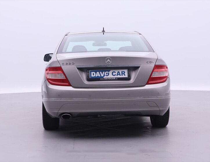 Mercedes-Benz Třídy C Sedan / Limuzína 2,1 l 125 kw