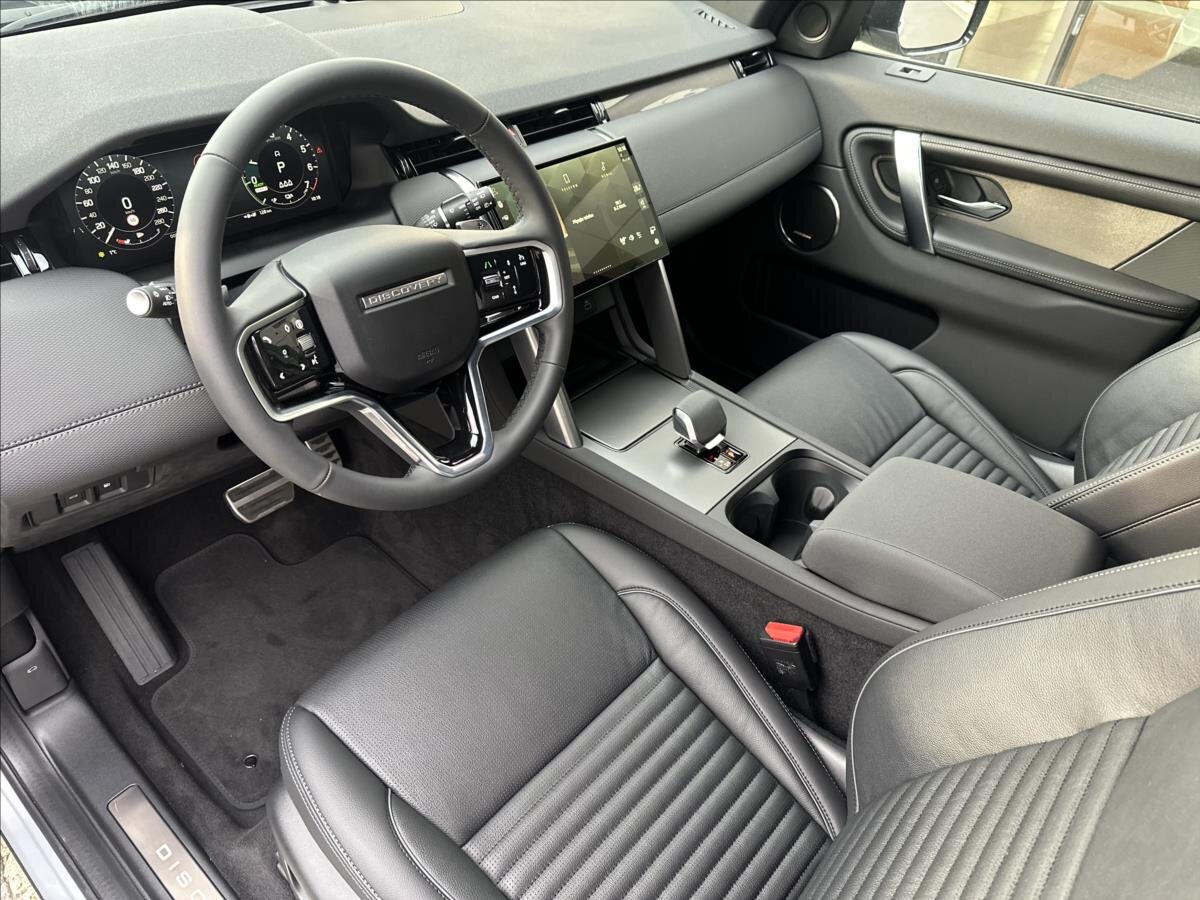 Land Rover Discovery Sport SUV 1,5 l 227 kw