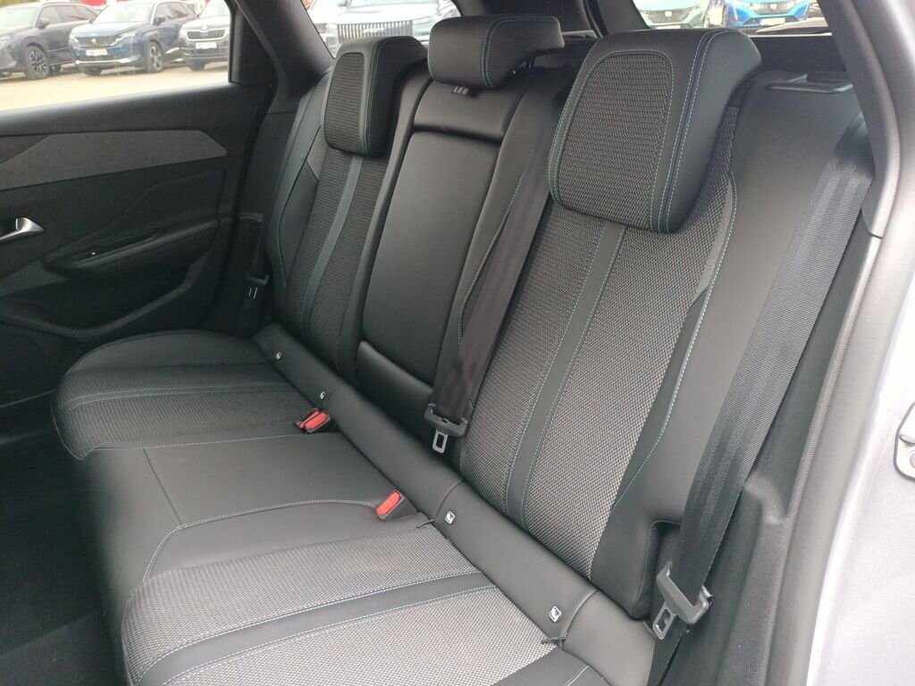 Peugeot 308 Kombi 1,2 l 96 kw