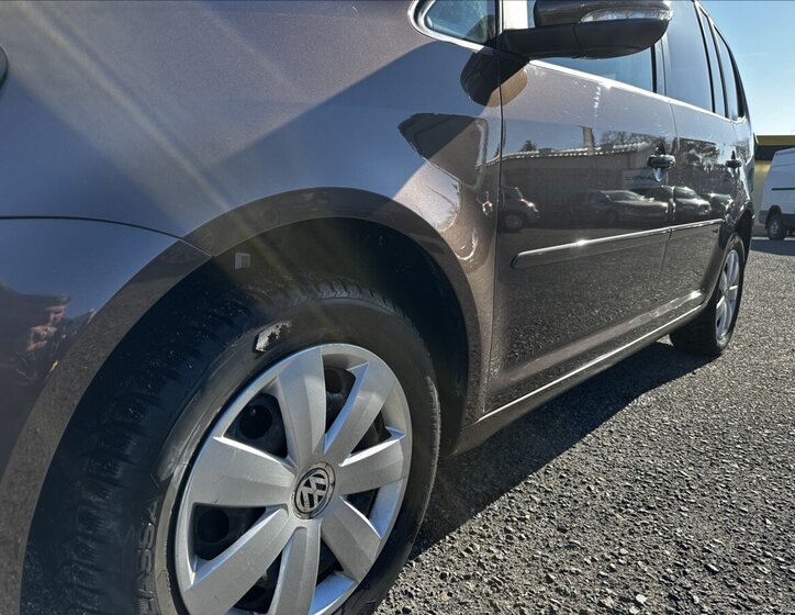 Volkswagen Touran MPV 1,2 l 77 kw