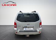 Nissan Pathfinder 5