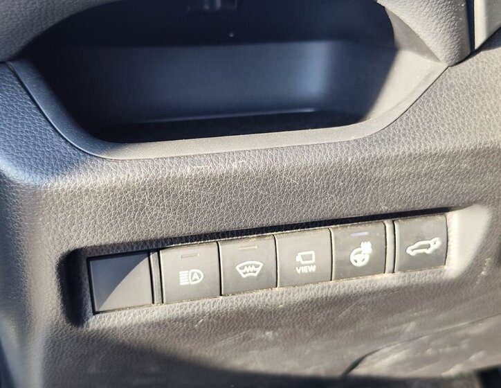 Toyota RAV4 SUV 2,5 l 163 kw