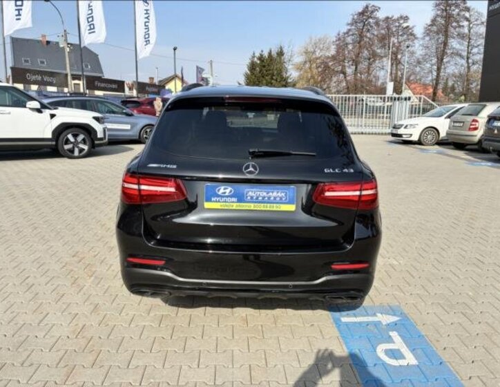 Mercedes-Benz GLC SUV / Terénní 3,0 l 270 kw