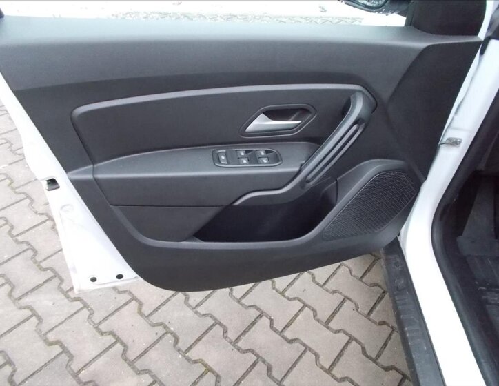 Dacia Duster SUV 999,0 67 kw