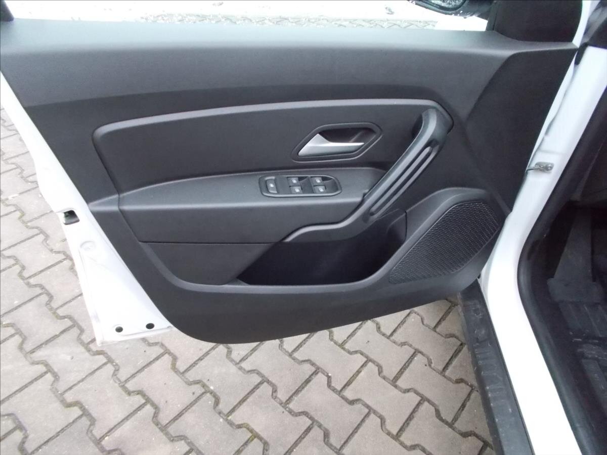 Dacia Duster SUV 999,0 67 kw