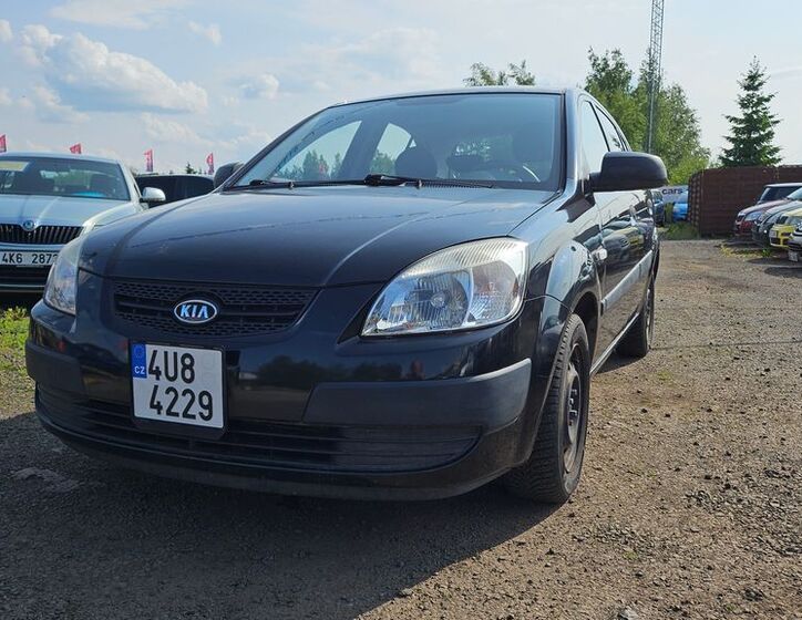 KIA Rio 1