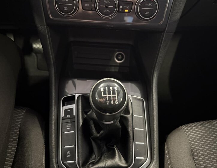 Volkswagen Golf Sportsvan 18