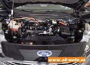 Ford Kuga SUV / Terénní 2,5 l 112 kw