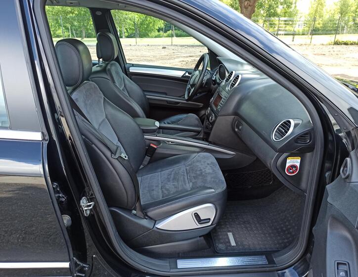 Mercedes-Benz Třídy M 14