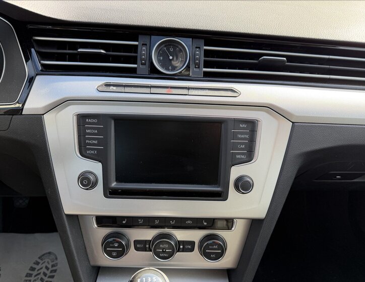 Volkswagen Passat Kombi 2,0 l 110 kw