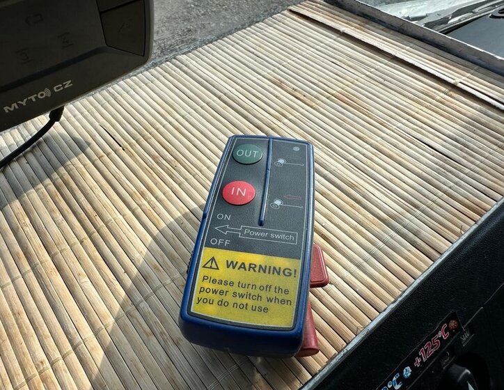 Mercedes-Benz Ostatní Ostatní 4,2 l 115 kw