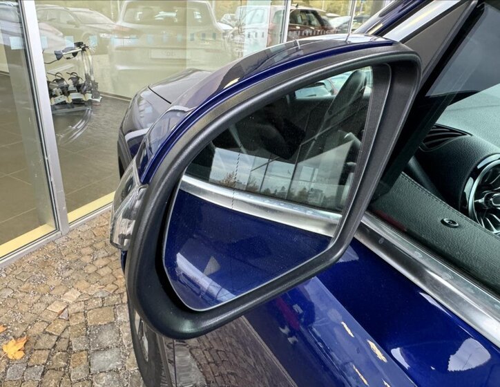 Mercedes-Benz GLB SUV 1,3 l 120 kw