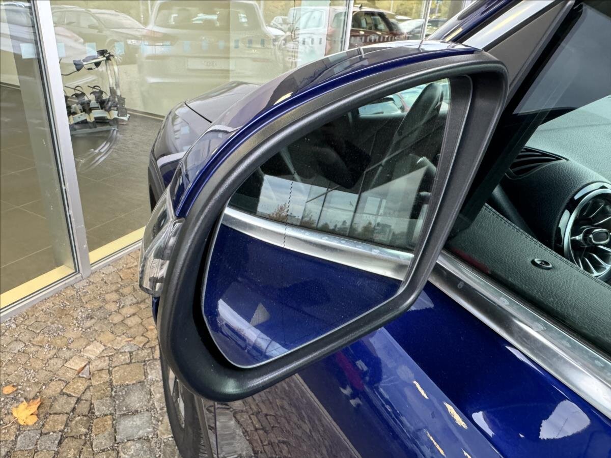 Mercedes-Benz GLB SUV 1,3 l 120 kw