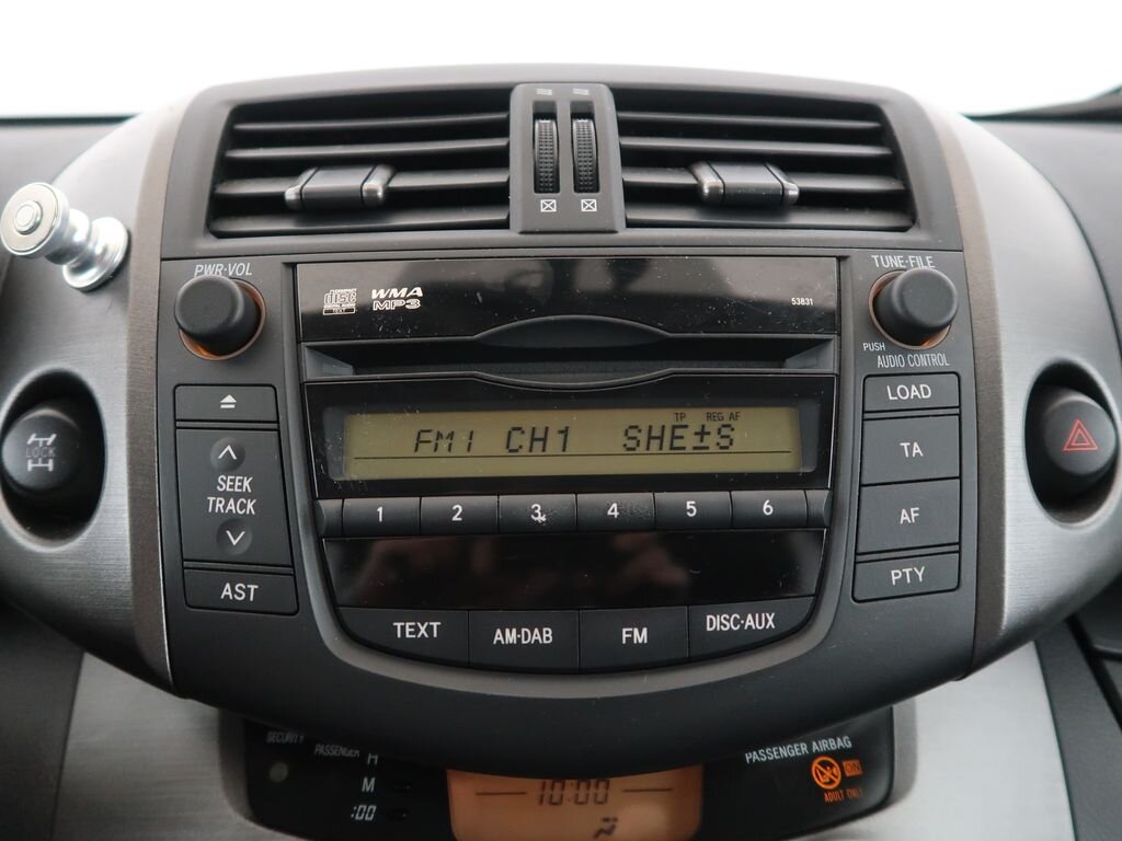 Toyota RAV4 SUV / Terénní 2,0 l 116 kw