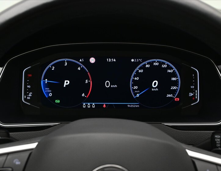 Volkswagen Passat 16