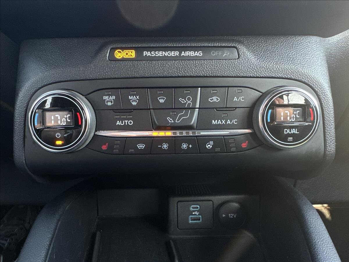 Ford Kuga SUV / Terénní 1,5 l 110 kw