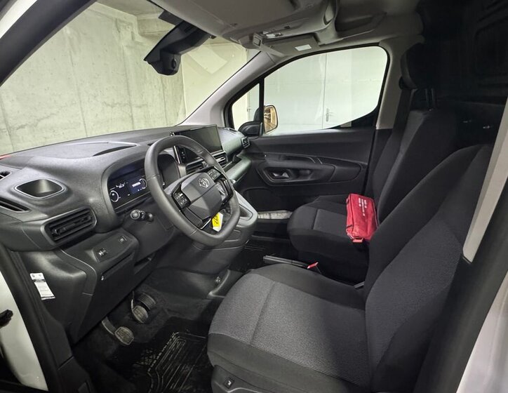 Toyota ProAce City 9