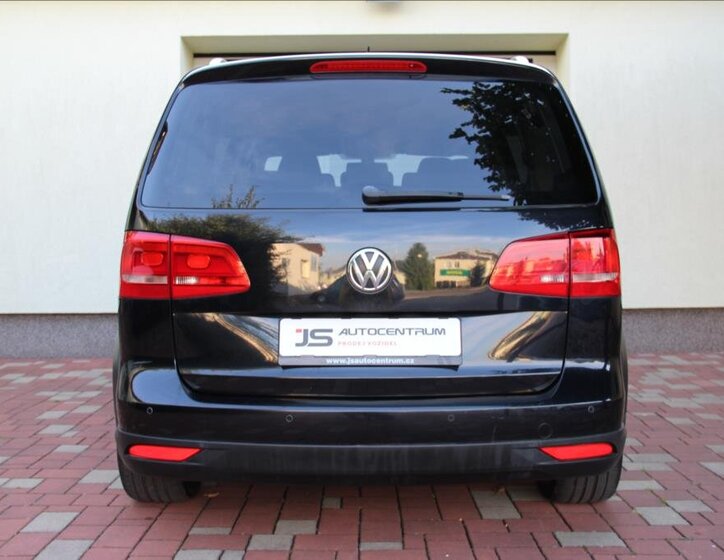 Volkswagen Touran 9