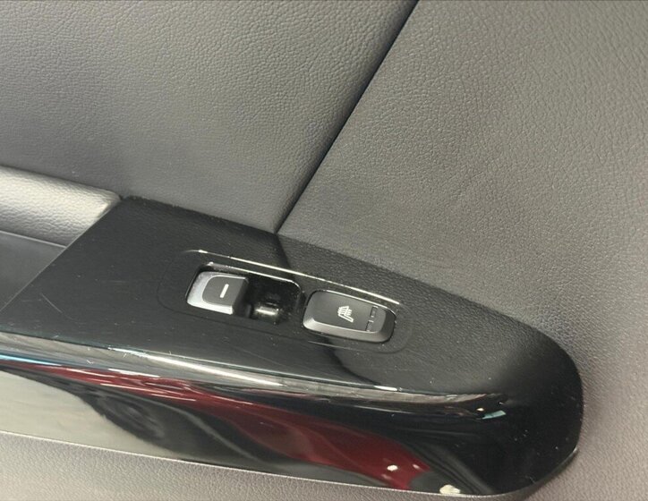 KIA Sportage SUV / Terénní 2,0 l 136 kw