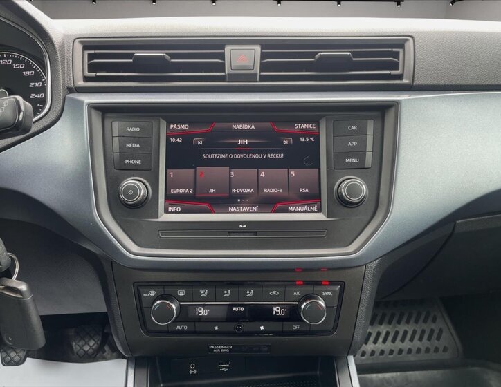 Seat Arona SUV / Terénní 999,0 70 kw