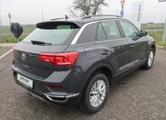 Volkswagen T-Roc SUV 1,5 l 110 kw