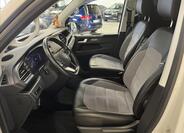 Volkswagen Multivan 17
