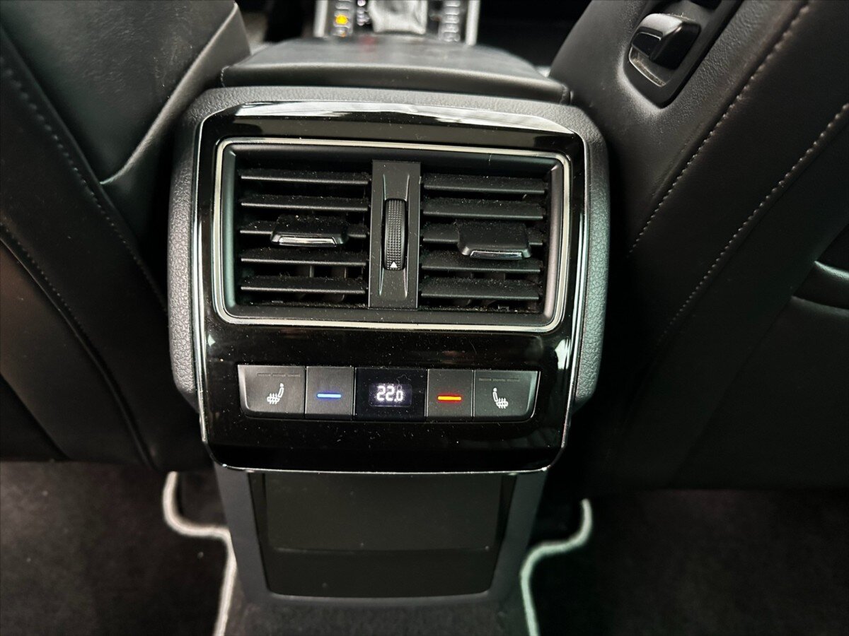 Škoda Superb Kombi 2,0 l 110 kw