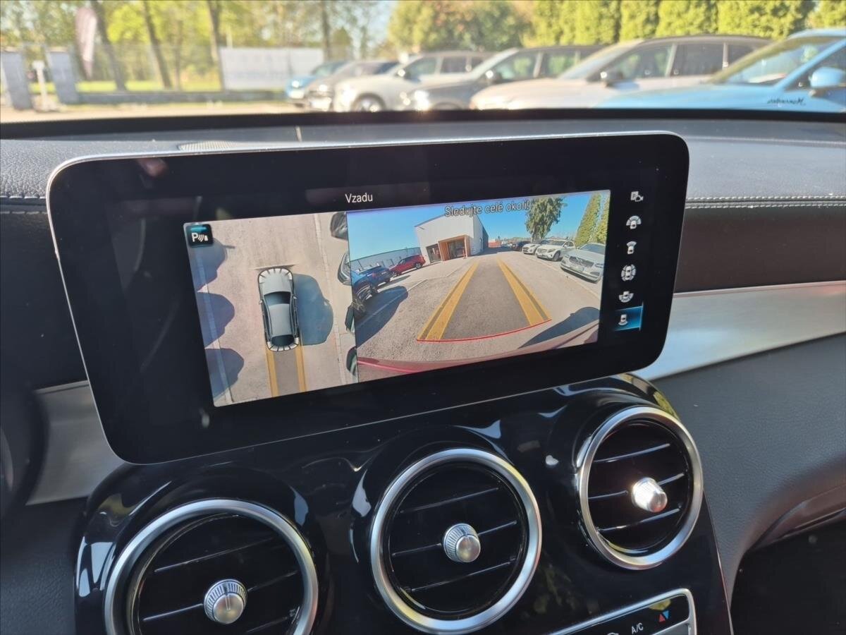 Mercedes-Benz GLC Hatchback 2,0 l 180 kw