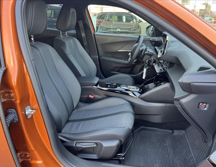 Peugeot 2008 SUV / Terénní 1,2 l 96 kw