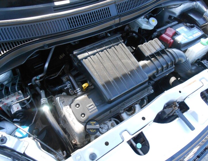 Suzuki Swift Hatchback 1,3 l 67 kw