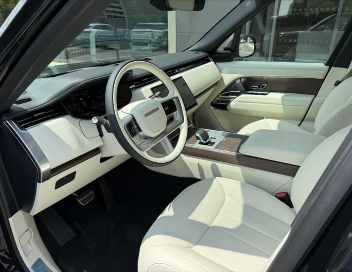 Land Rover Range Rover 11