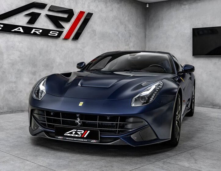 Ferrari F12 Berlinetta 3