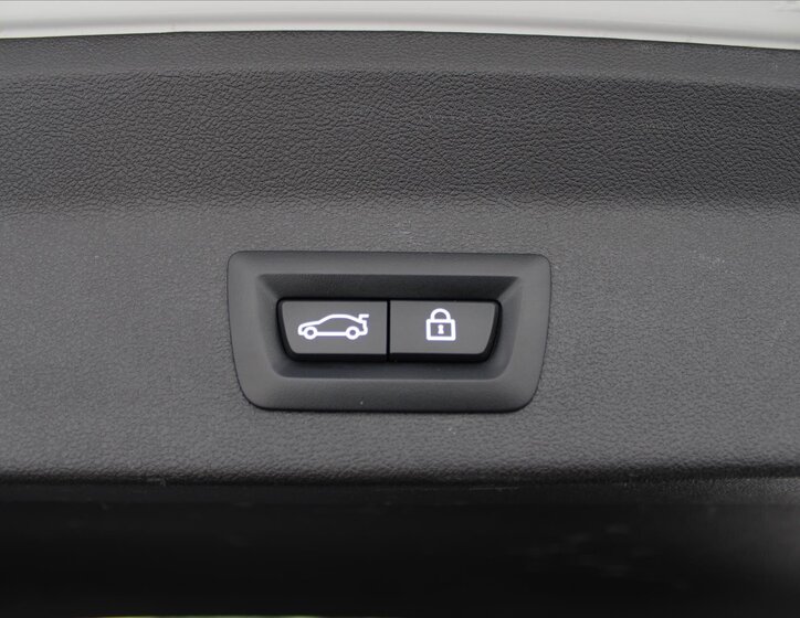 BMW X3 SUV / Terénní 3,0 l 240 kw