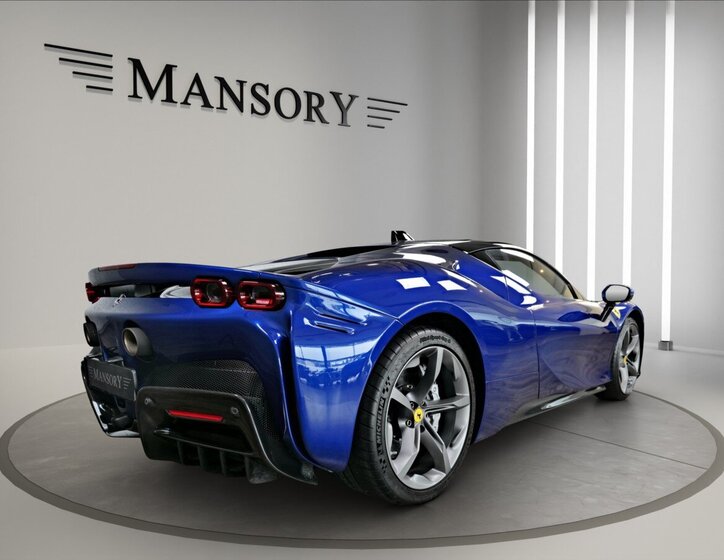 Ferrari SF90 Kupé 4,0 l 736 kw