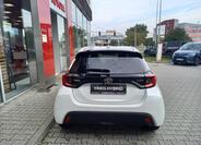Toyota Yaris 5