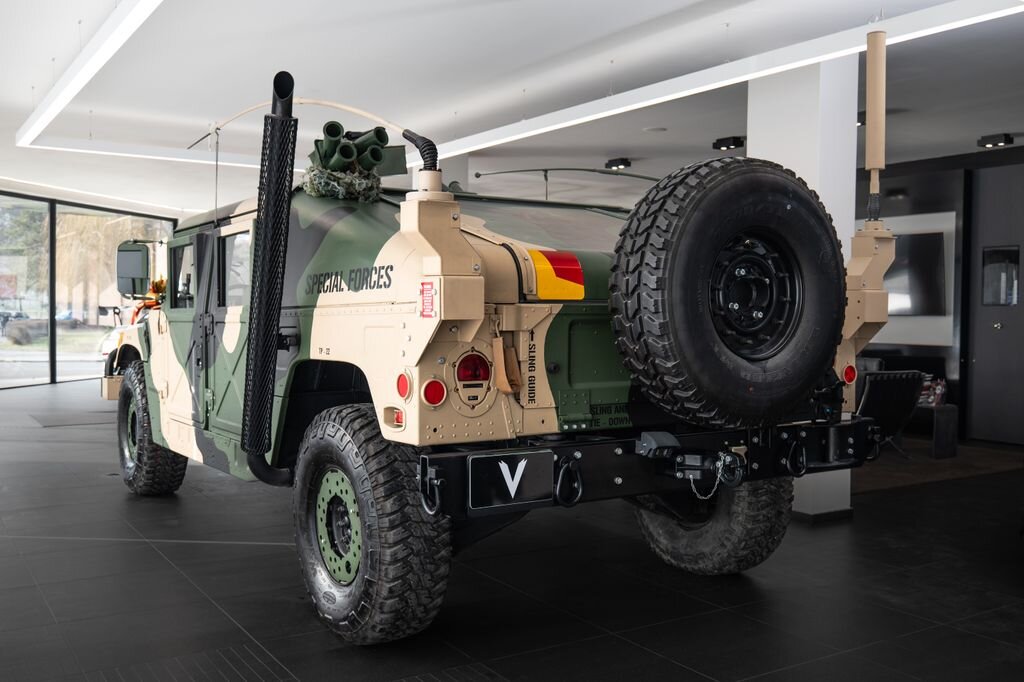 Hummer H1 SUV / Terénní 6,2 l 110 kw